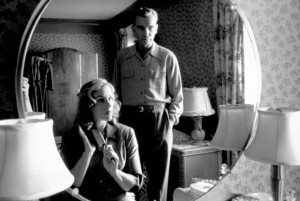 THE MAN WHO WASN'T THERE, Frances McDormand, Billy Bob Thornton, 2001, (c) USA Films